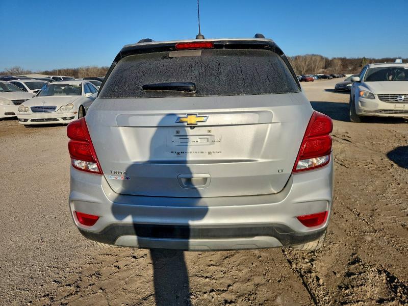 Фото 6 - CHEVROLET TRAX