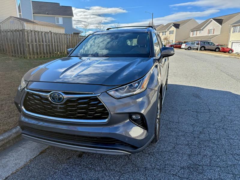 Фото 2 - TOYOTA HIGHLANDER