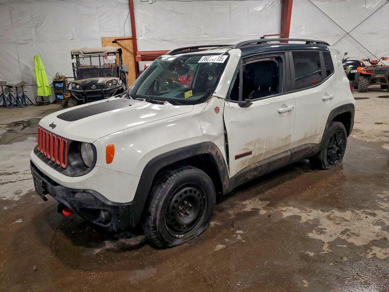Фото 1 - JEEP RENEGADE