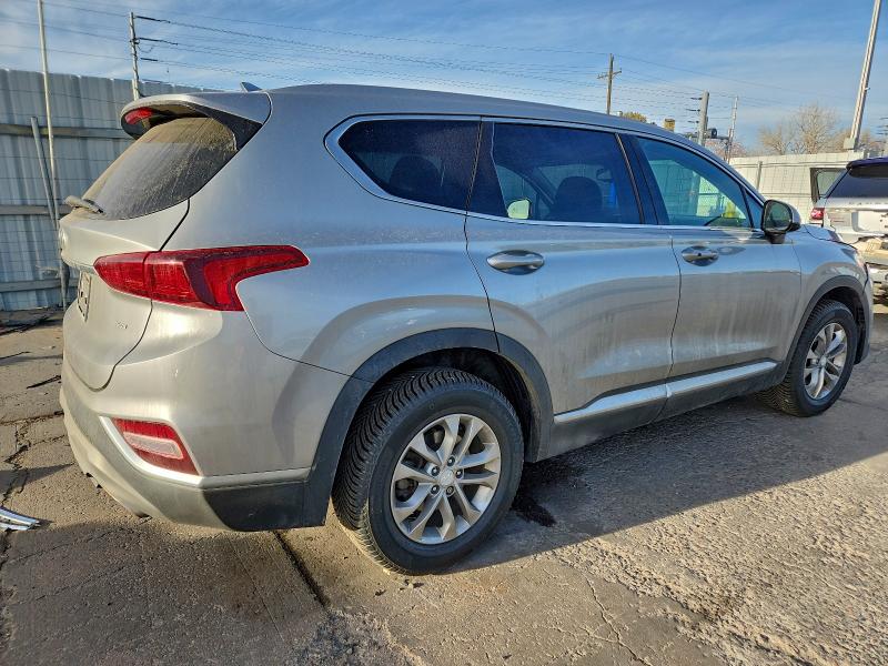 Фото 3 - HYUNDAI SANTA FE