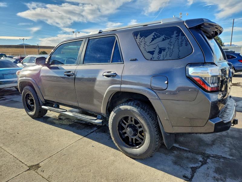 Фото 2 - TOYOTA 4RUNNER