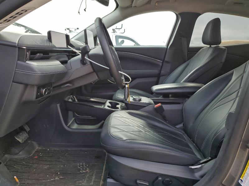 Фото 7 - FORD MUSTANG