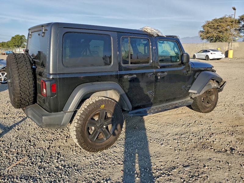 Фото 3 - JEEP WRANGLER