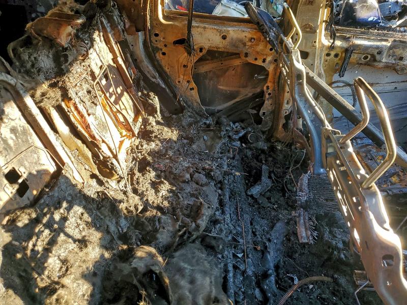 Фото 10 - FORD BRONCO