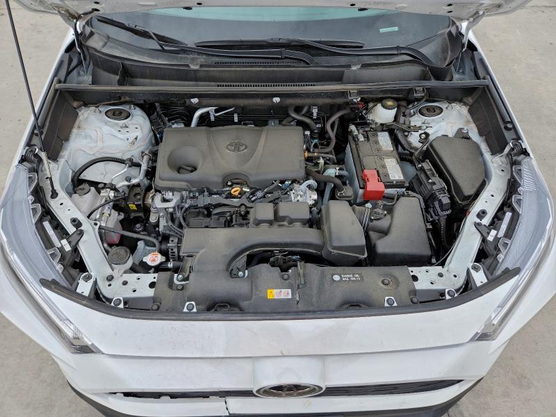 Фото 12 - TOYOTA RAV4