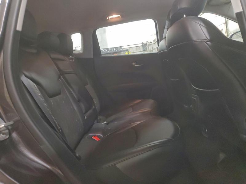 Фото 10 - JEEP COMPASS