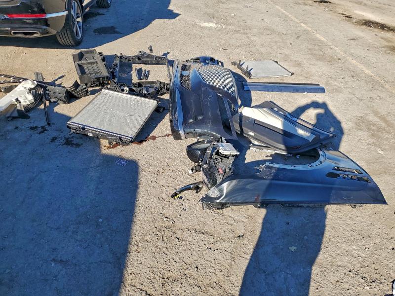 Фото 13 - GENESIS GV80