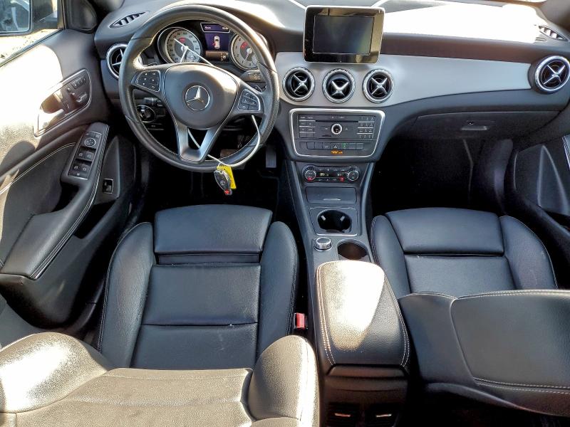 Фото 8 - MERCEDES-BENZ GLA-CLASS