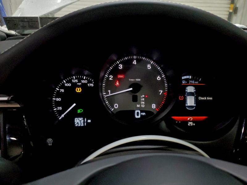 Фото 9 - PORSCHE MACAN