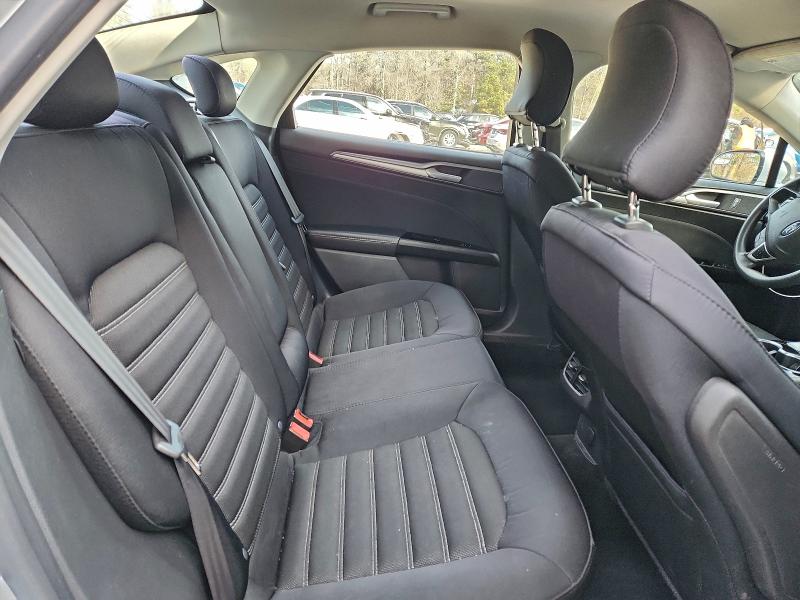 Фото 10 - FORD FUSION