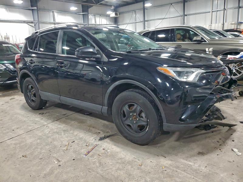 Фото 4 - TOYOTA RAV4