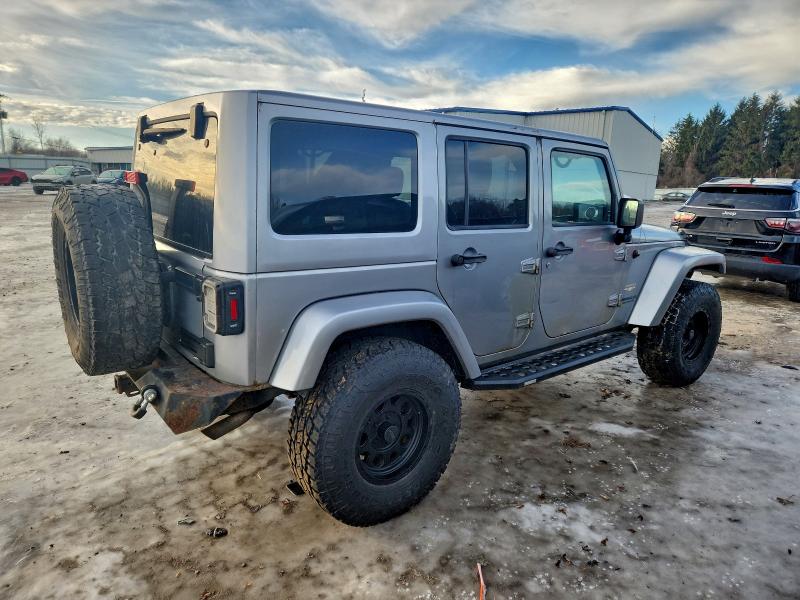 Фото 3 - JEEP WRANGLER