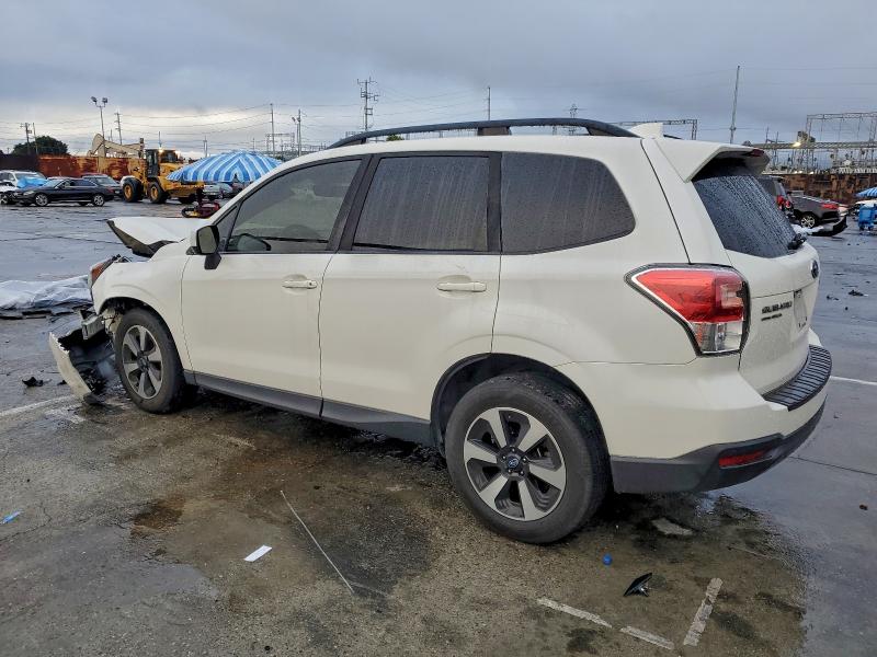 Фото 2 - SUBARU FORESTER