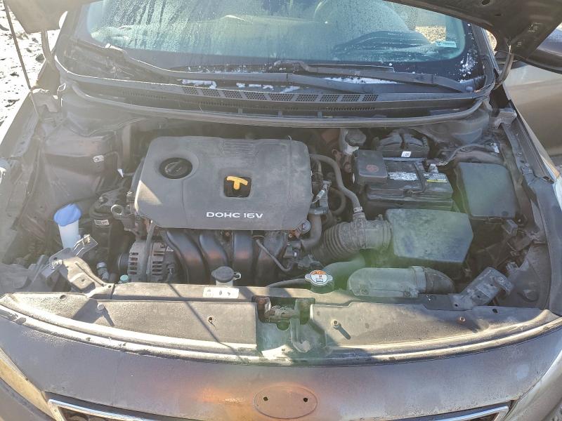 Фото 11 - KIA FORTE