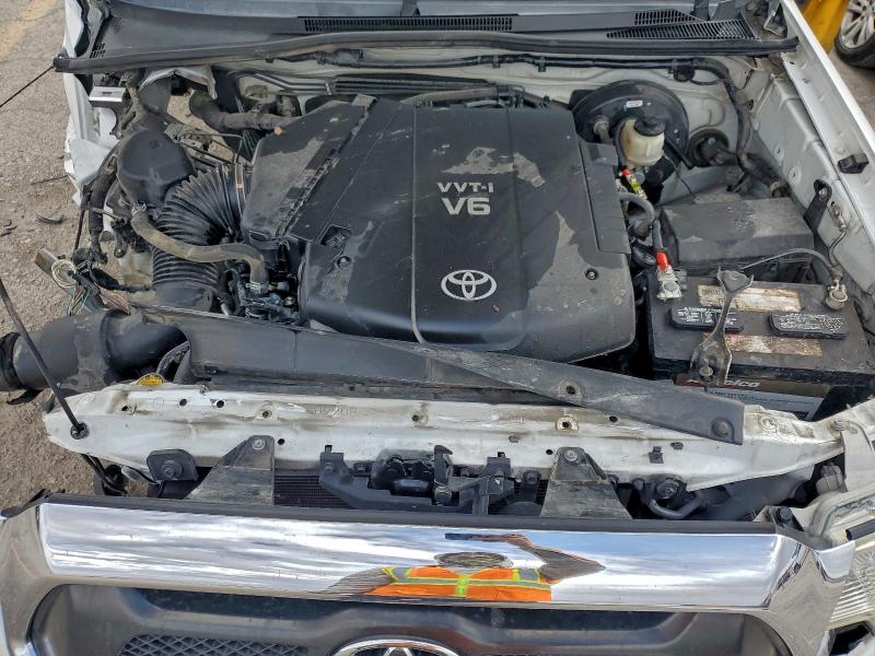 Фото 12 - TOYOTA TACOMA