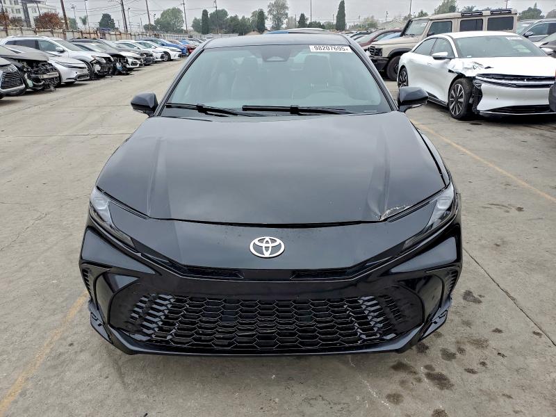 Фото 5 - TOYOTA CAMRY