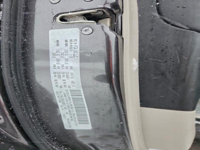 Фото 13 - CHRYSLER PACIFICA