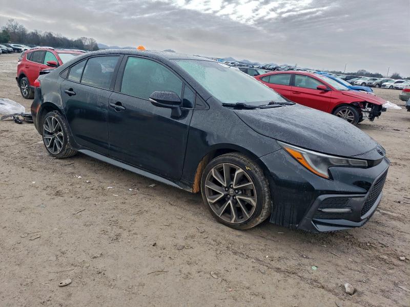 Фото 4 - TOYOTA COROLLA