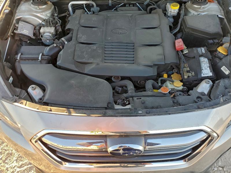 Фото 11 - SUBARU OUTBACK