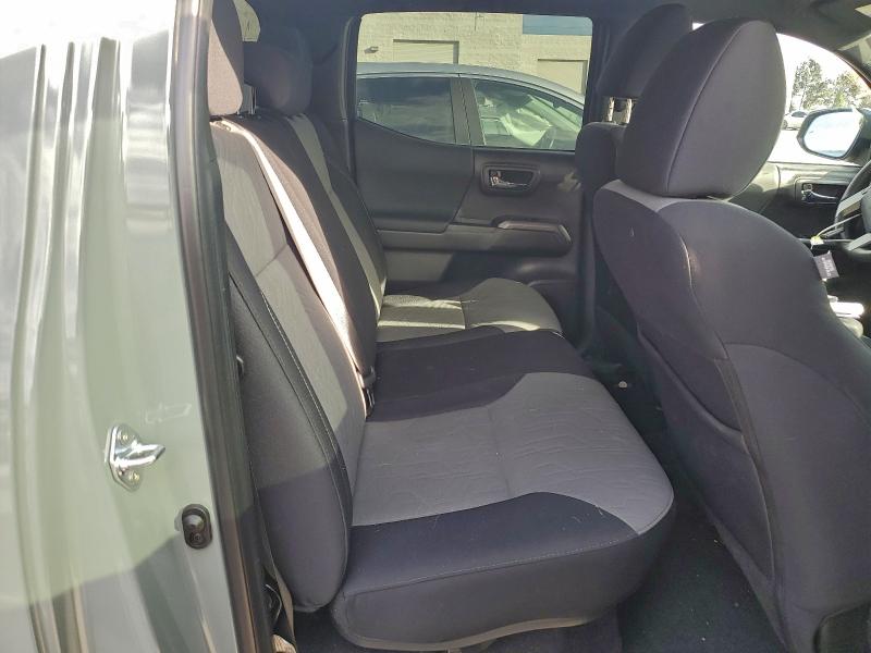 Фото 10 - TOYOTA TACOMA