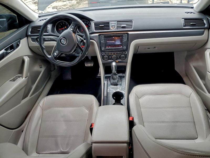 Фото 8 - VOLKSWAGEN PASSAT