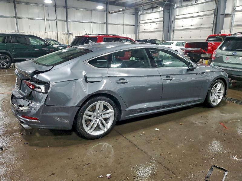 Фото 3 - AUDI A5