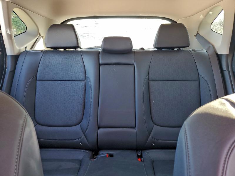 Фото 10 - KIA SELTOS