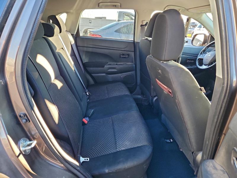 Фото 11 - MITSUBISHI OUTLANDER