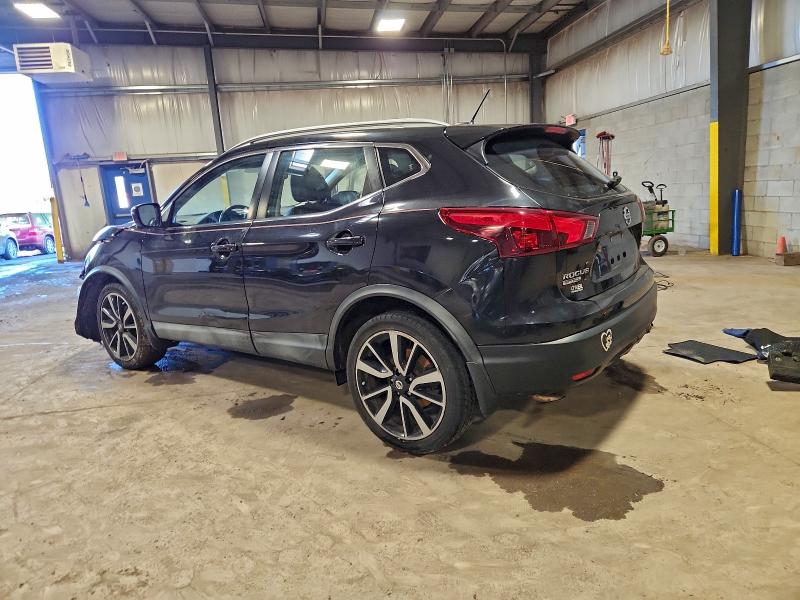 Фото 2 - NISSAN ROGUE