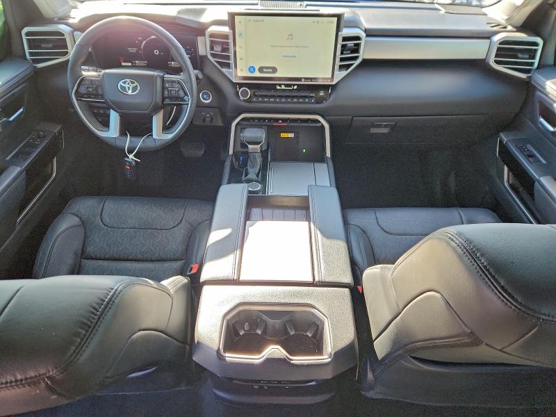 Фото 8 - TOYOTA SEQUOIA