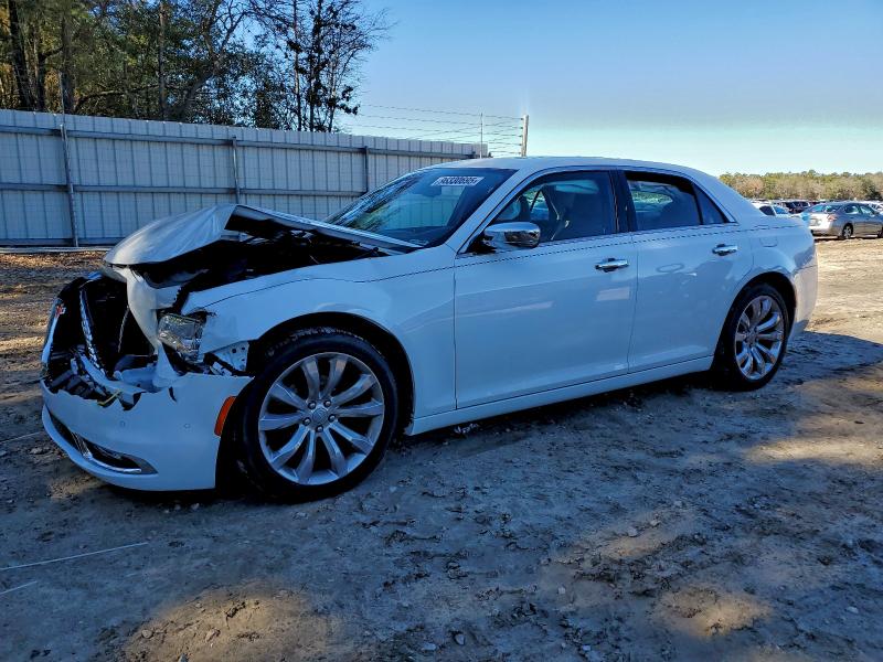 Фото 1 - CHRYSLER 300