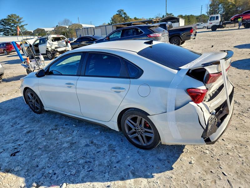 Фото 2 - KIA FORTE