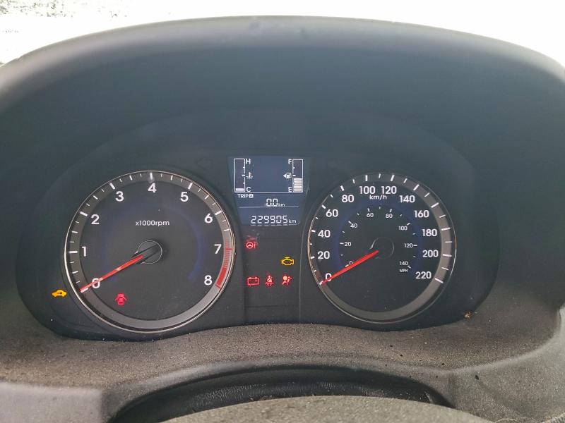 Фото 9 - HYUNDAI ACCENT