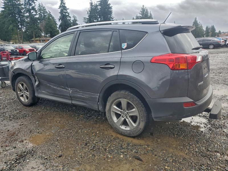 Фото 2 - TOYOTA RAV4