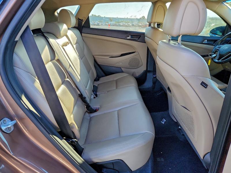 Фото 11 - HYUNDAI TUCSON