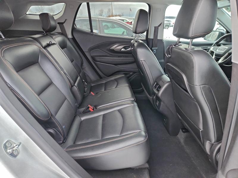 Фото 10 - GMC TERRAIN