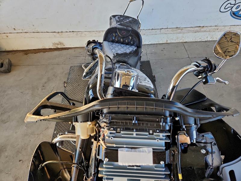 HARLEY-DAVIDSON FL 2023