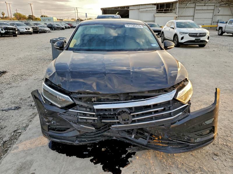 Фото 5 - VOLKSWAGEN JETTA