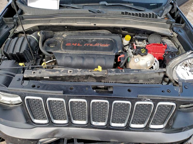 Фото 12 - JEEP RENEGADE