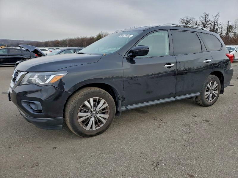 Фото 1 - NISSAN PATHFINDER