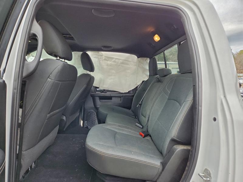 Фото 10 - RAM 1500