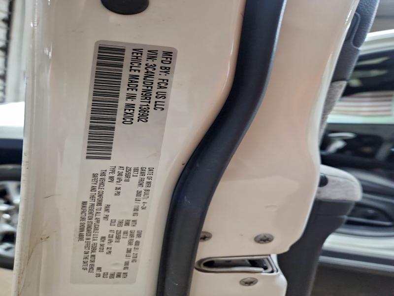 Фото 13 - JEEP COMPASS