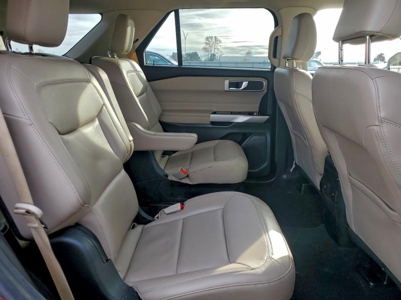 Фото 11 - FORD EXPLORER