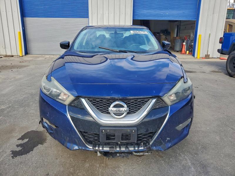 Фото 5 - NISSAN MAXIMA
