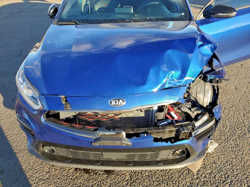 Фото 11 - KIA FORTE