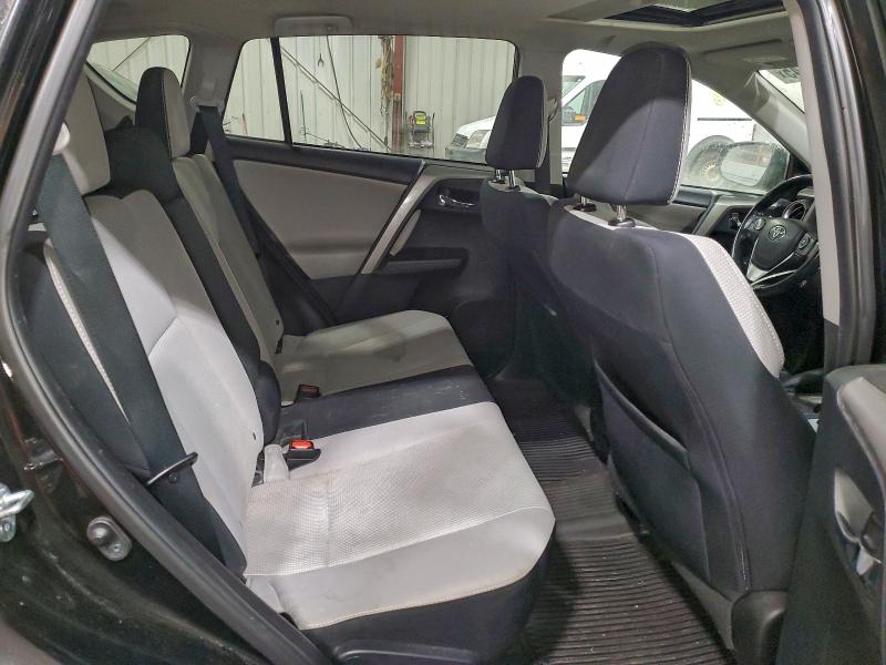 Фото 11 - TOYOTA RAV4