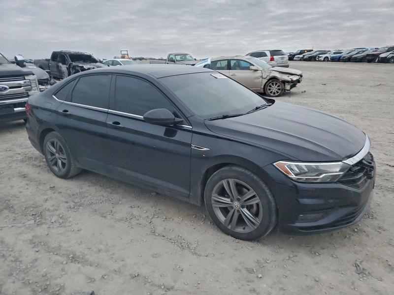 Фото 4 - VOLKSWAGEN JETTA