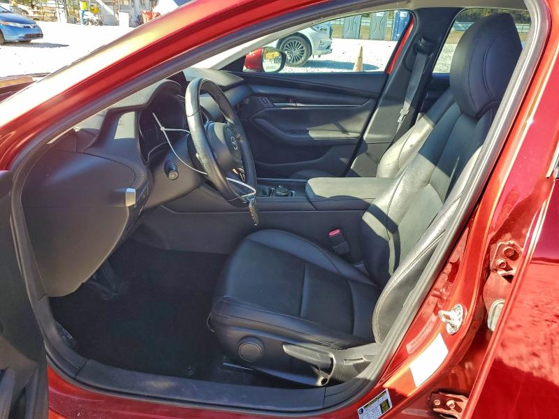 Фото 7 - MAZDA 3