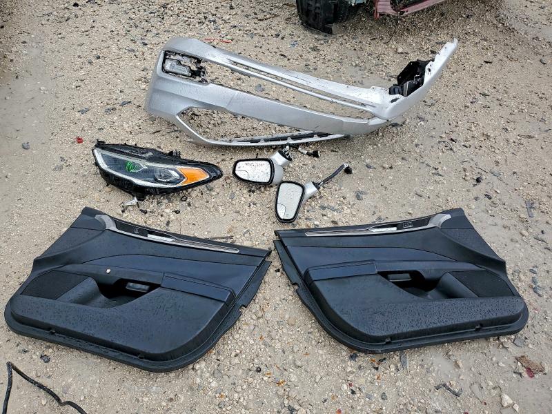 Фото 12 - FORD FUSION