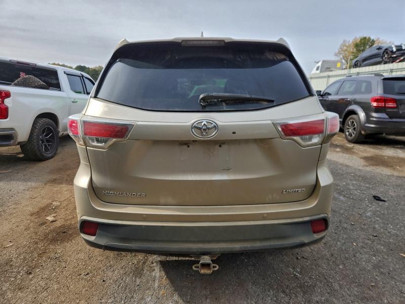 Фото 6 - TOYOTA HIGHLANDER